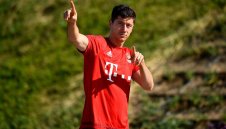 Левандовски: С Дортмунд ще се борим до последния кръг