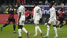 Унижение! Айнтрахт направи за смях звездния Байерн