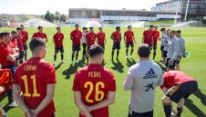 Испания настръхна срещу Луис Енрике