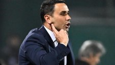 Фиорентина подписа с треньор, а след това го изгони