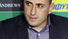 Петев направи шест промени за мача с Румъния