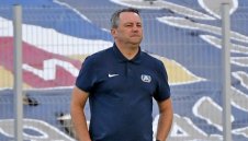 Славиша ще има тежката дума за всеки един от новите в Левски