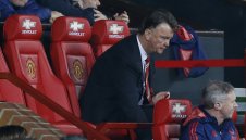 Ван Гаал получава сериозна компенсация при уволнение