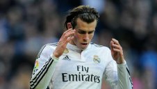 Бейл иска да играе зад нападателя