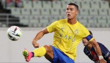 Кабаков даде дузпа, Роналдо я вкара