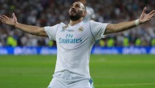 Бензема не смята да мърда от Мадрид