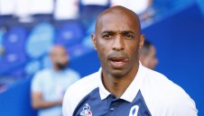 Тиери Анри напусна Франция