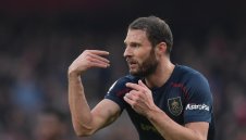 Драма за спасение в Англия: Бърнли се доближи само на точка от Евертън