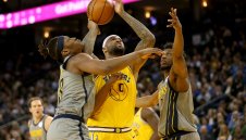 Голдън Стейт и Денвър продължават битката за върха на Запад