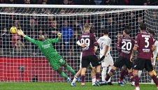 Издънка! Милан се спаси от тотален крах срещу последния