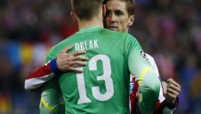 Ман Юнайтед дава €45 млн. за Ян Облак