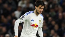 Лошо: Лийдс остава без Груев до края на сезона