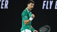 Джокович сломи Зверев за 9-и полуфинал в Австралия