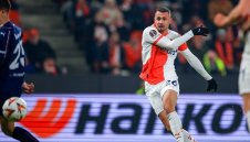 Славия Прага е новият шампион на Чехия след разгром