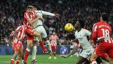 Реал бил ощетен 17 пъти срещу Алмерия + ВИДЕО