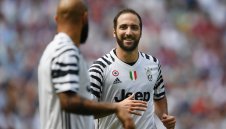 Гонсало Игуаин е прасе!