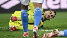 Наполи "връзва" Мерет с нов договор