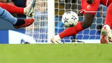 Мачовете по телевизията днес, 20 септември