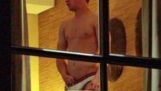 Нойер подготвя завръщането си с... тичане в басейн + СНИМКА