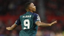 Габриел Жезус вдъхнови Арсенал, който измъкна 2:1 в Севиля