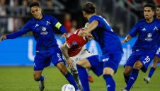 Левски: Довиждане, Европа