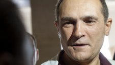 Става страшно за Левски: Васил Божков със седем обвинения, обявен е за издирване