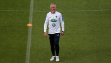 Дешан е наясно с титулярите за Евро 2016