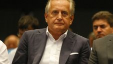 Португалски анонимник сензационно заменя Славиша начело на Левски?