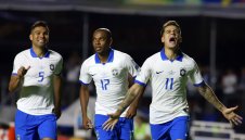 Свирепа Бразилия започна ударно Копа Америка, размаза Боливия