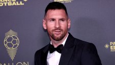 Меси вече има осем топки