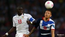 Гигс и компания изпуснаха Сенегал