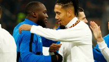 Тотнъм изкъсо следи ситуацията около Смолинг