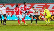 Двама чужденци поделиха приза за №1 у нас