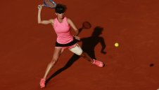 Жалко! Пиронкова отпадна още на старта на квалификациите в Мадрид