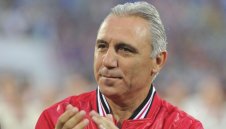 Стоичков ще зарадва феновете в София, ще раздава автографи в НДК