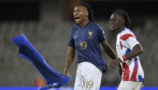 Интер иска още един Тюрам 