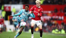 Пропуски, греди и драма, но 0:0 на Ман Юн - Саутхемптън