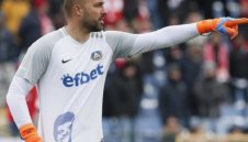 Ники Михайлов аут от Левски, напуска до дни