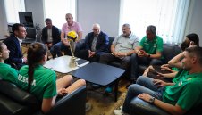 Министър Пешев награди световните шампионки по волейбол и младите звезди на българския тенис