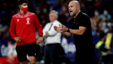 Леванте уволни треньора след 16 мача без победа