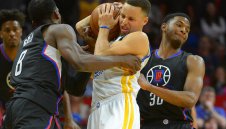 Уориърс едва не се провали срещу Клипърс