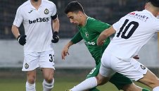 Израелци искат да задържат халф на Лудогорец