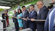 Смях: Трибуна &bdquo;Моци&rdquo; протече