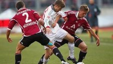 Байерн се провали срещу предпоследния