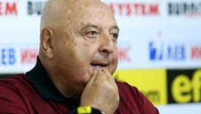 Венци Стефанов за Лига Европа: Яд ме е 