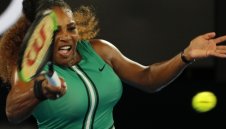 Серина опъна Халеп и чака чехкиня на 1/4 финал в Австралия