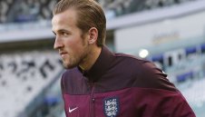 Хари Кейн започва като титуляр срещу адзурите