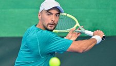 Мико Кузманов триумфира с титлата в Астана