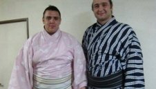 Аоияма записа шести успех в Токио