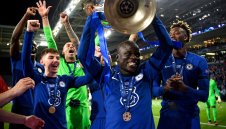 Тичай, Канте! Ти си по-бърз и от влака + ВИДЕО